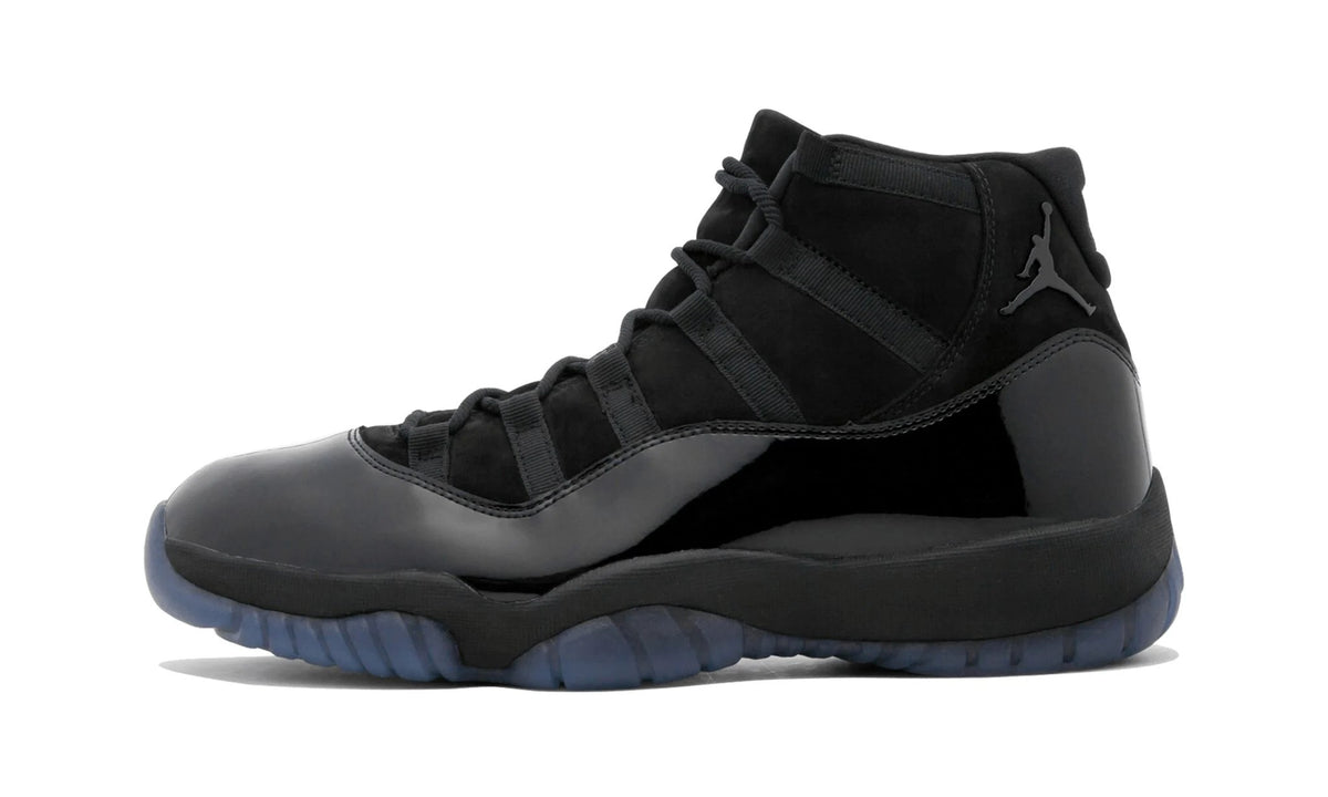 Air Jordan 11 Retro Cap and Gown