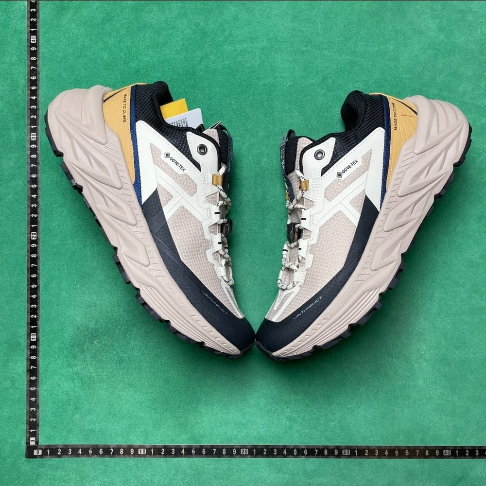 KAILAS Mountain Wander-2 GTX Low — Cream / Black