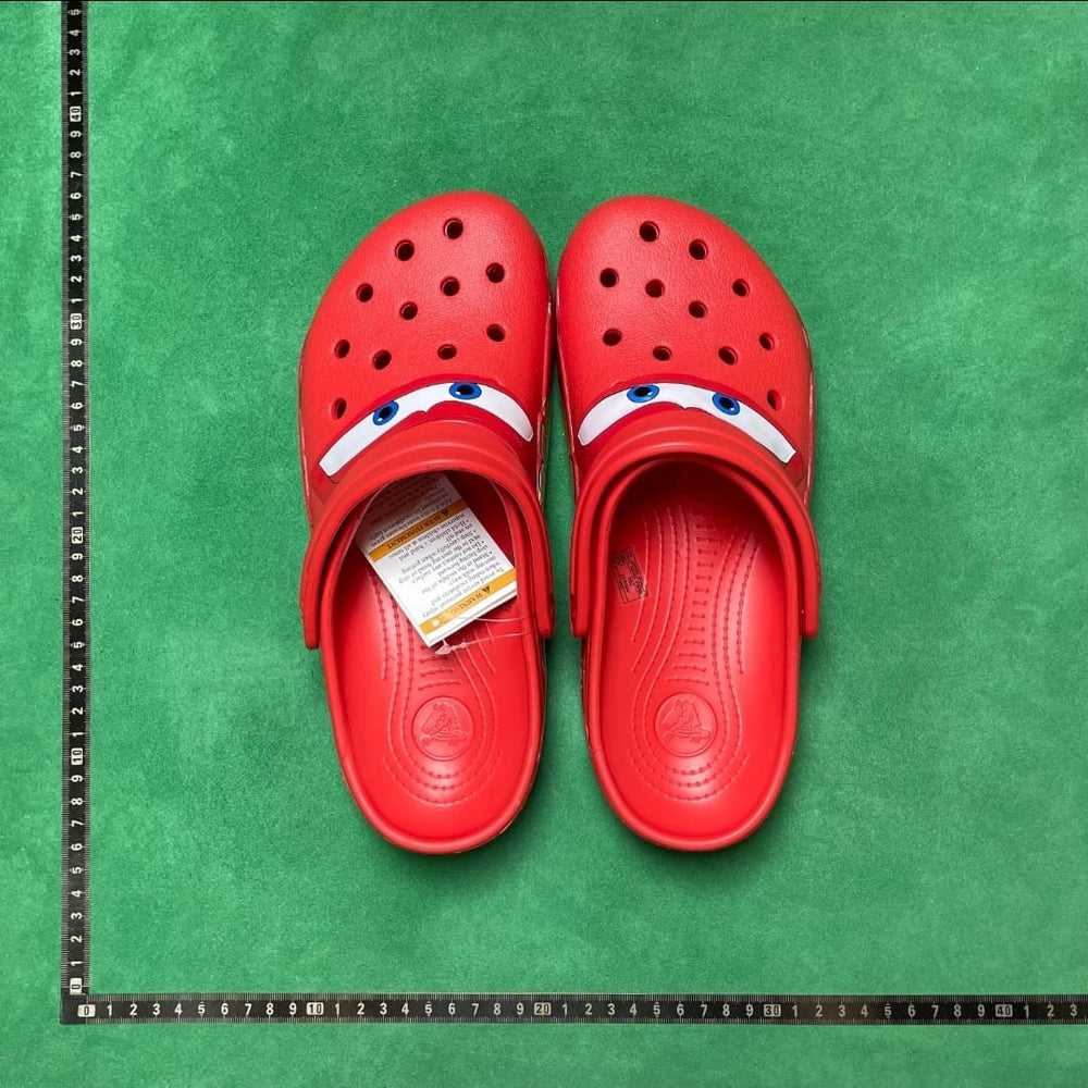 Crocs Classic Clog — Red