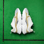 Dior B22 — White / Beige alternate angle