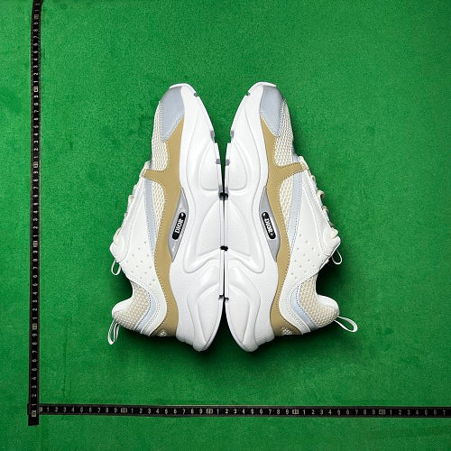 Dior B22 — White / Beige alternate angle