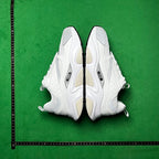 Dior B22 — White / Cream