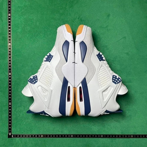 Nike SB x Air Jordan 4 Retro “Navy”