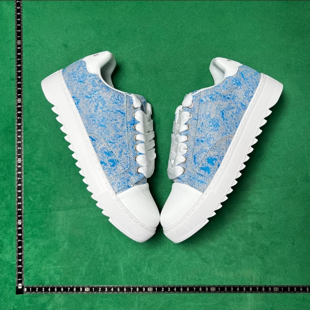Maison Margiela New Evolution — Distressed Blue / White