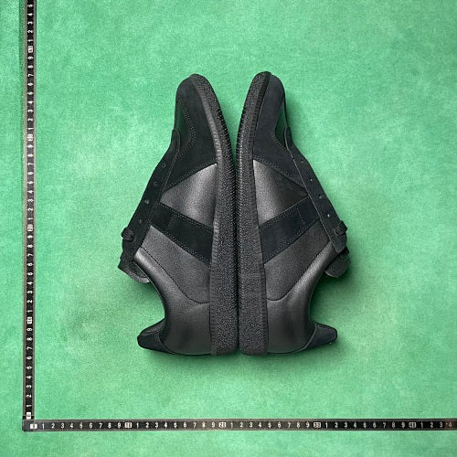 Maison Margiela Replica — Black / Charcoal