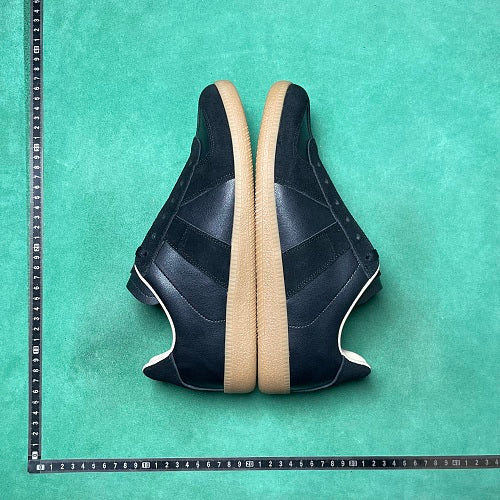 Maison Margiela Replica — Black / Gum