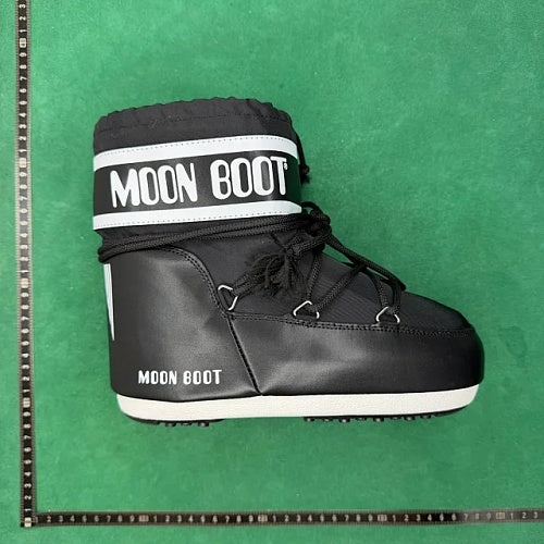 Moon Boot Icon Low — Black