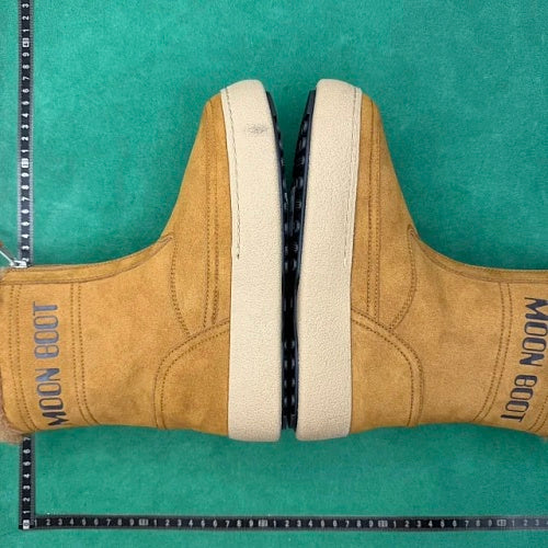 Moon Boot Icon Low No Lace — Cognac Suede