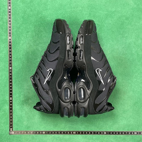 Nike Air Max Plus — Triple Black