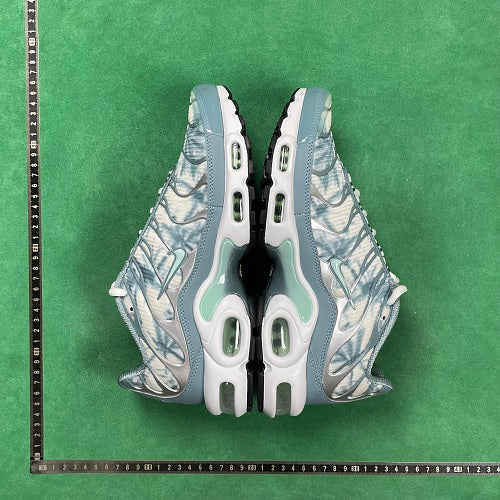 Nike Air Max Plus — White / Ice Blue