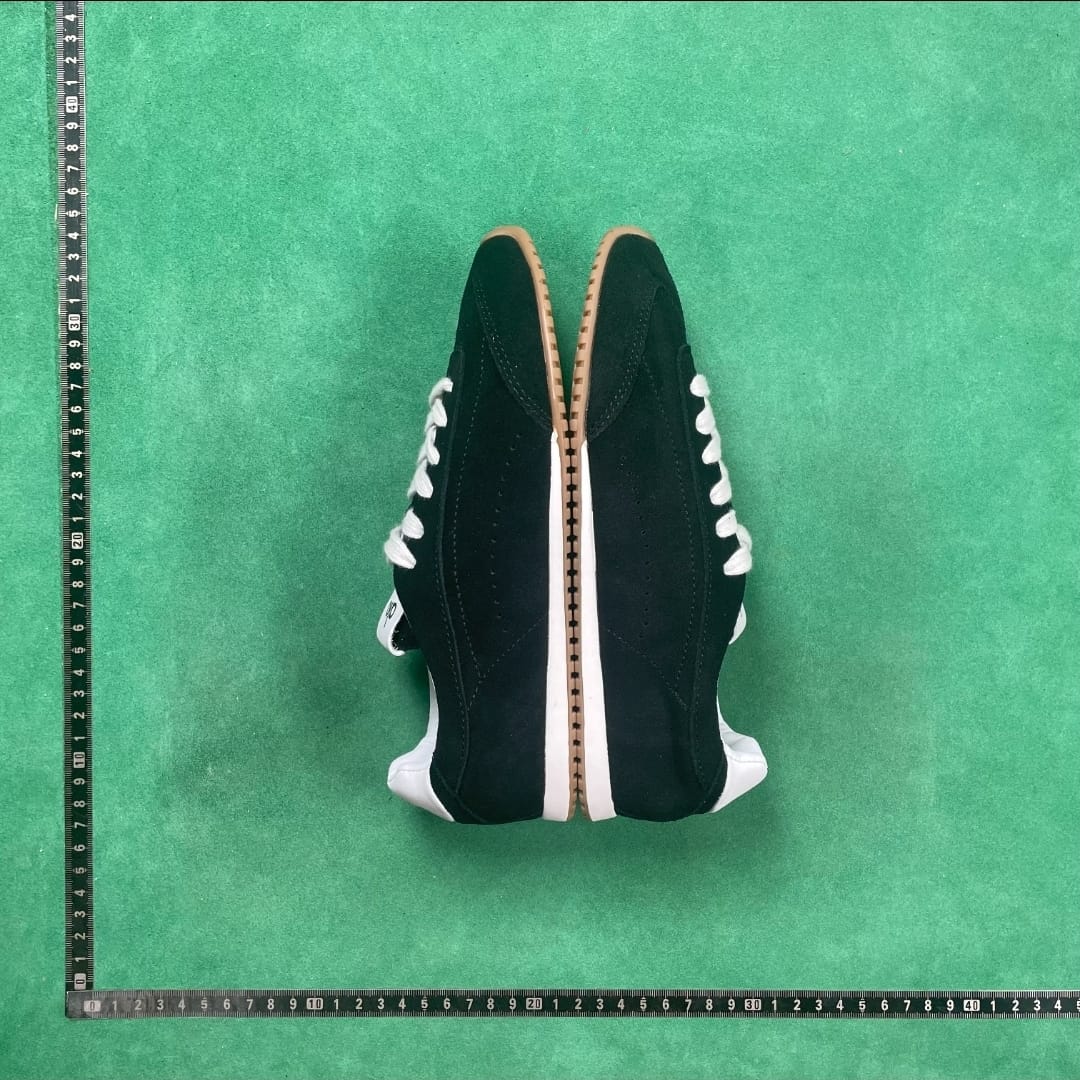 VEJA Campo Bold Suede — Black / Pierre