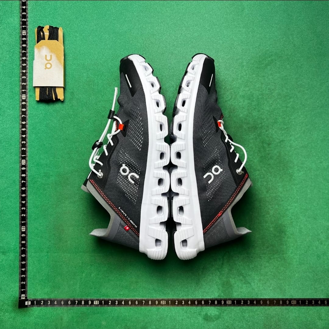 On Cloudnova — Black / White / Red
