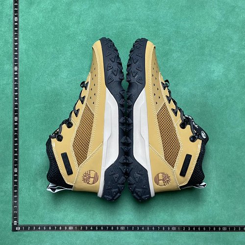 Timberland Motion Access Low — Wheat / Navy